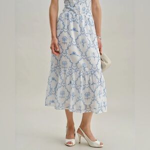 Rihoas White Floral Tiered Midi Skirt